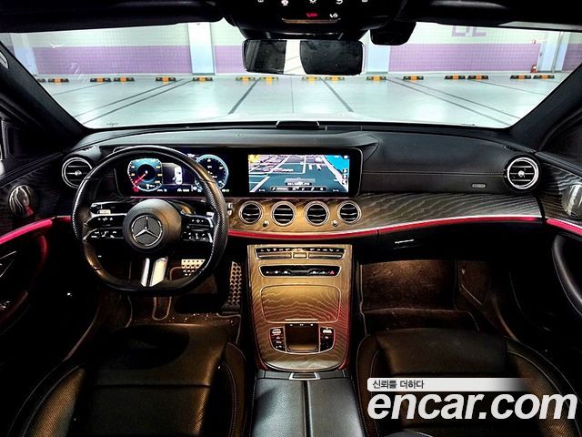 Mercedes-Benz E-Class E350 4MATIC AMG Line