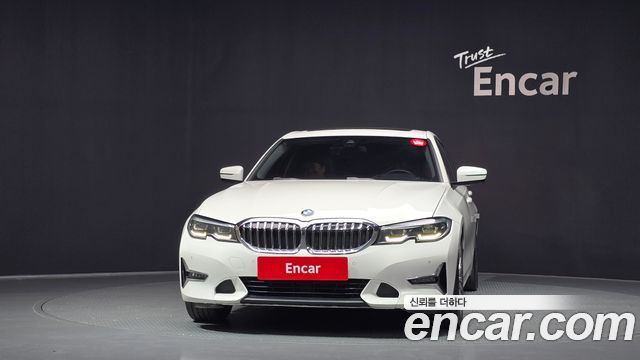 BMW 3-Series 320d Luxury