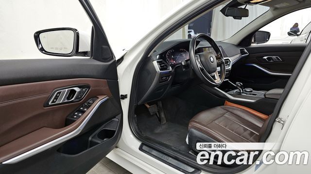 BMW 3-Series 320d Luxury