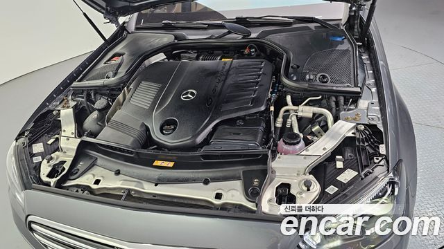Mercedes-Benz E-Class E450 4MATIC Exclusive