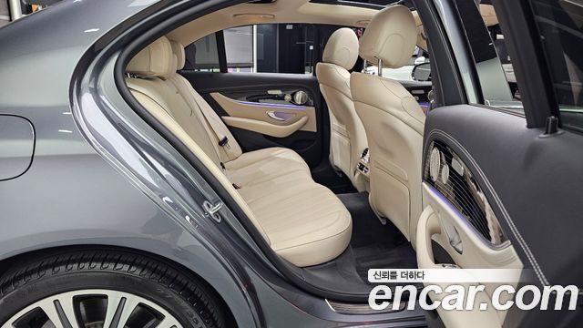 Mercedes-Benz E-Class E450 4MATIC Exclusive