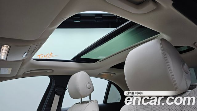 Mercedes-Benz E-Class E450 4MATIC Exclusive