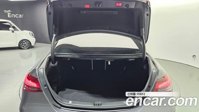 Mercedes-Benz E-Class E450 4MATIC Exclusive