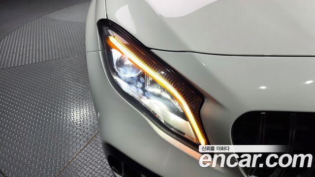Mercedes-Benz GLA-Class GLA45 AMG 4MATIC