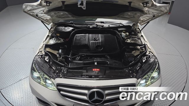 Mercedes-Benz E-Class E250 BlueTec 4MATIC AV
