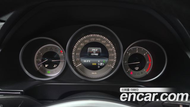 Mercedes-Benz E-Class E250 BlueTec 4MATIC AV