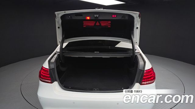 Mercedes-Benz E-Class E250 BlueTec 4MATIC AV