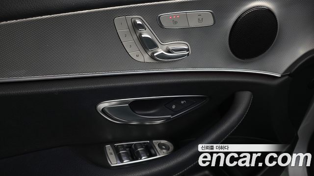 Mercedes-Benz E-Class E200 Avantgarde