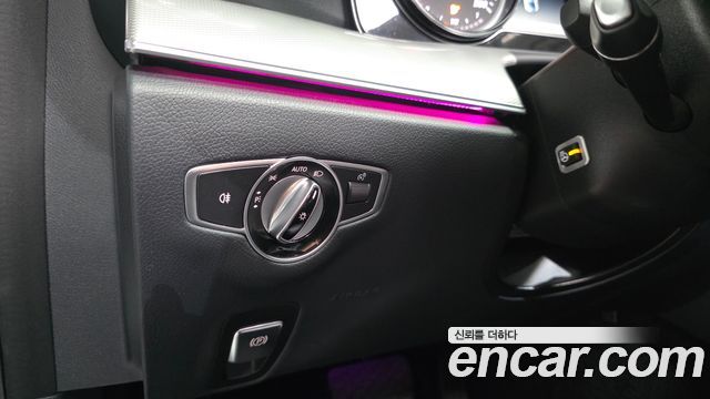 Mercedes-Benz E-Class E200 Avantgarde