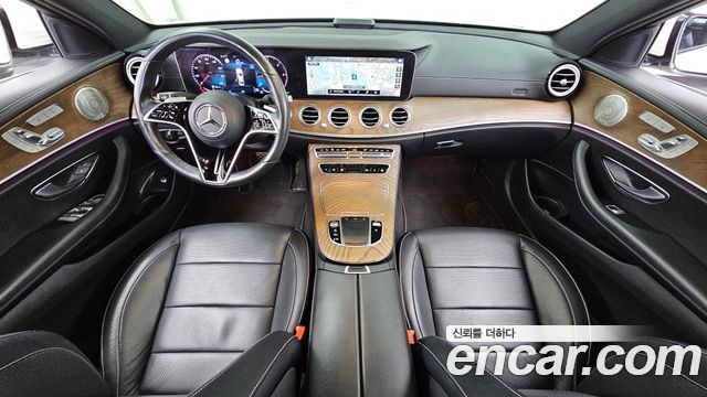 Mercedes-Benz E-Class E220d 4MATIC Exclusive