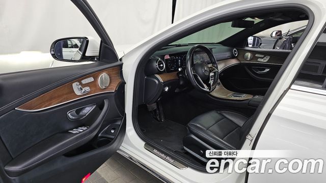 Mercedes-Benz E-Class E220d 4MATIC Exclusive