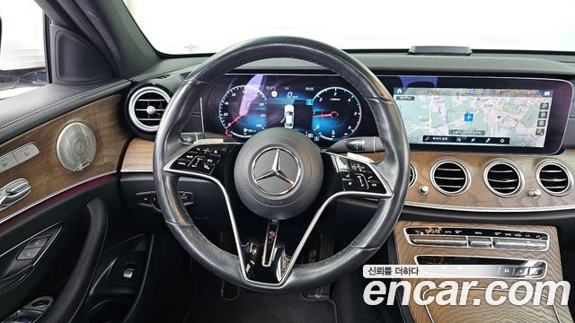 Mercedes-Benz E-Class E220d 4MATIC Exclusive