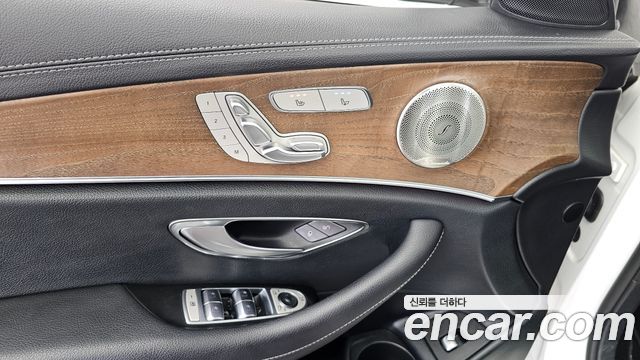 Mercedes-Benz E-Class E220d 4MATIC Exclusive