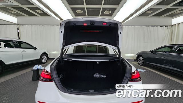 Mercedes-Benz E-Class E220d 4MATIC Exclusive