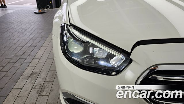 Mercedes-Benz E-Class E220d 4MATIC Exclusive