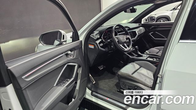 Audi Q3 35 TDI Premium Sportback