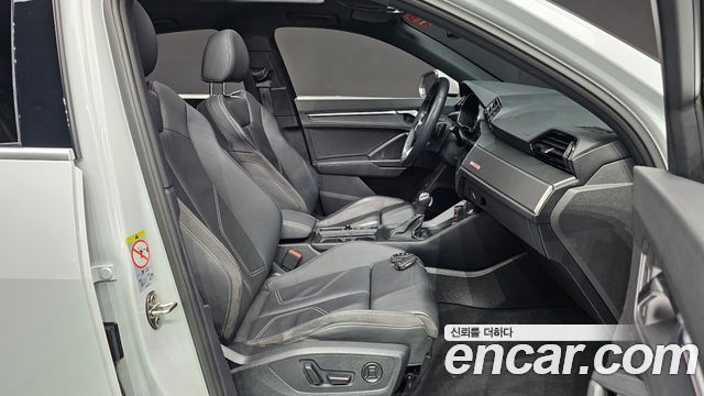Audi Q3 35 TDI Premium Sportback