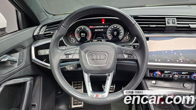 Audi Q3 35 TDI Premium Sportback