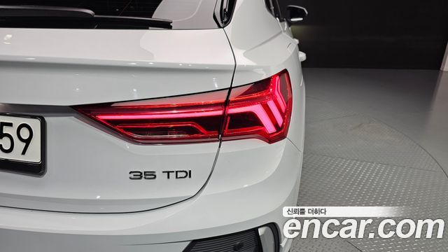 Audi Q3 35 TDI Premium Sportback