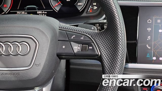 Audi Q3 35 TDI Premium Sportback