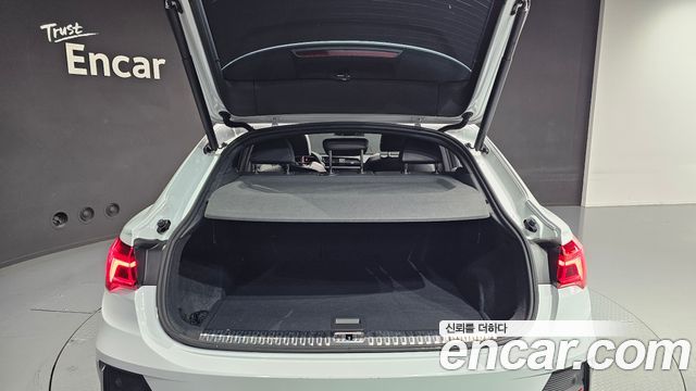 Audi Q3 35 TDI Premium Sportback