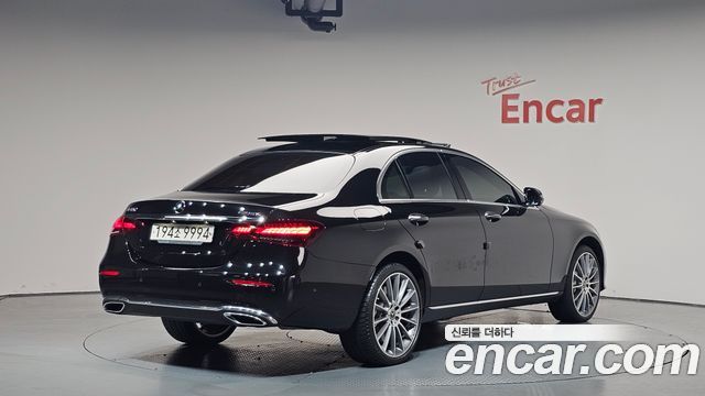 Mercedes-Benz E-Class E450 4MATIC Exclusive