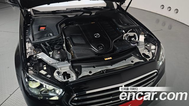 Mercedes-Benz E-Class E450 4MATIC Exclusive