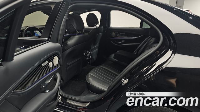 Mercedes-Benz E-Class E450 4MATIC Exclusive