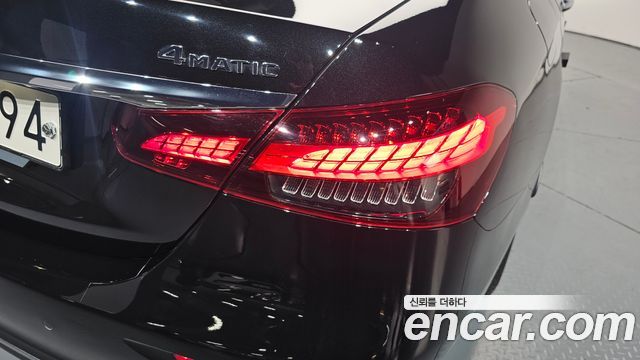 Mercedes-Benz E-Class E450 4MATIC Exclusive