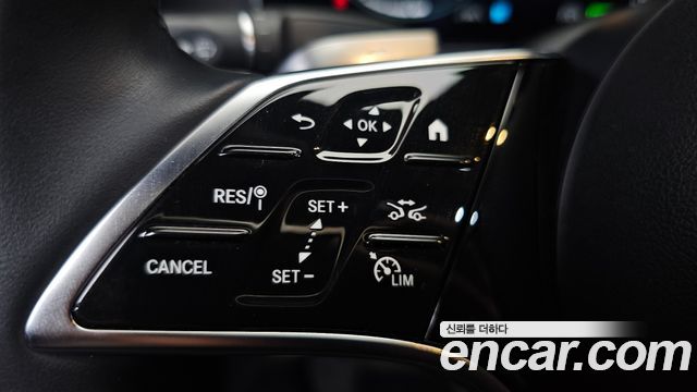 Mercedes-Benz E-Class E450 4MATIC Exclusive