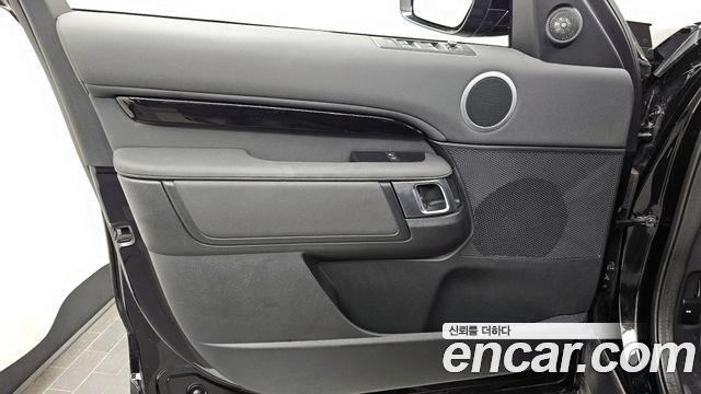 Land Rover Discovery 2.0 SD4 SE