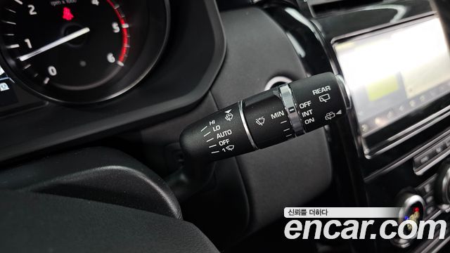 Land Rover Discovery 2.0 SD4 SE