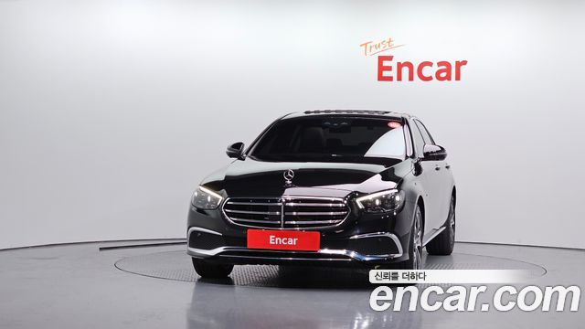 Mercedes-Benz E-Class E300e 4MATIC Exclusive