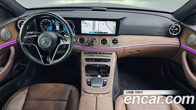 Mercedes-Benz E-Class E300e 4MATIC Exclusive