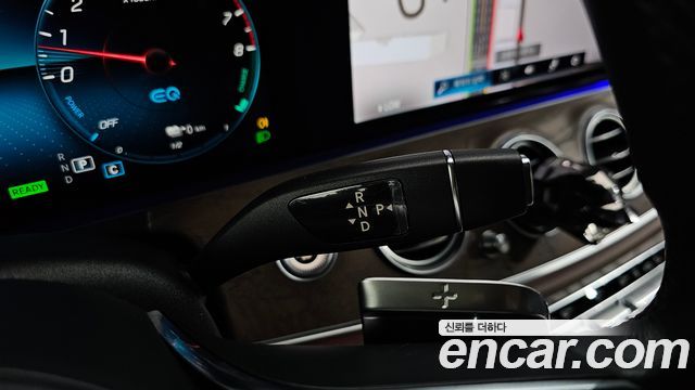 Mercedes-Benz E-Class E300e 4MATIC Exclusive