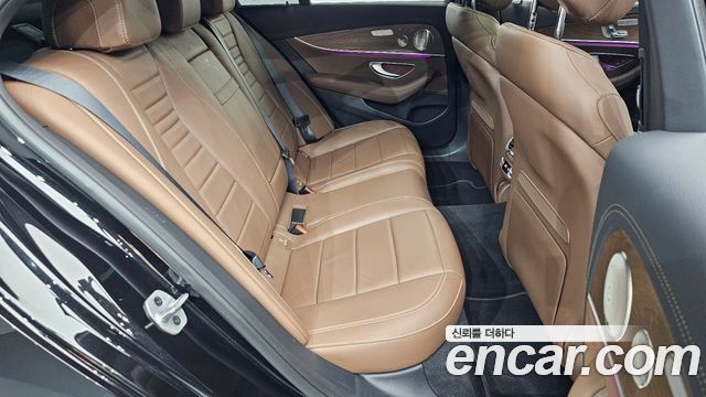 Mercedes-Benz E-Class E300e 4MATIC Exclusive