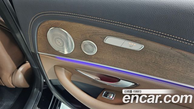 Mercedes-Benz E-Class E300e 4MATIC Exclusive