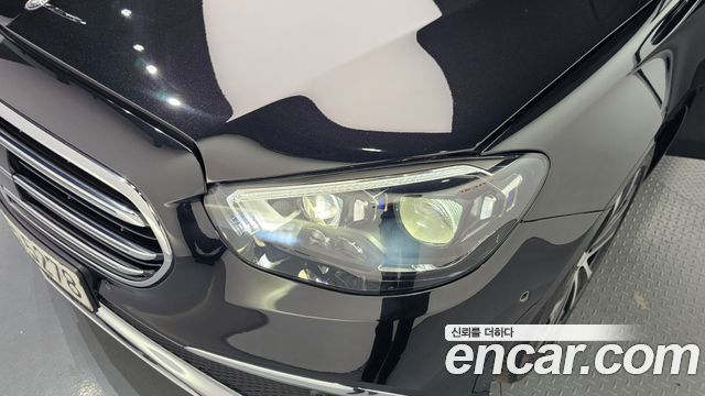 Mercedes-Benz E-Class E300e 4MATIC Exclusive