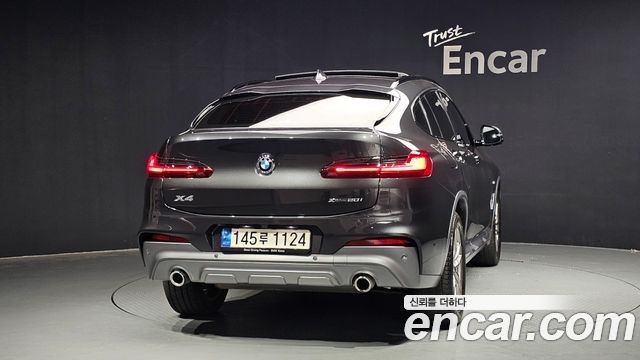 BMW X4 xDrive20i M Sports X Onlile Exclusive Edition