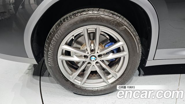BMW X4 xDrive20i M Sports X Onlile Exclusive Edition