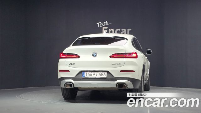 BMW X4 xDrive20i xLine