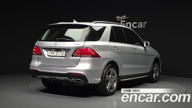 Mercedes-Benz GLE-Class GLE350 d 4MATIC
