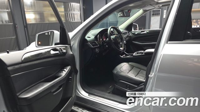 Mercedes-Benz GLE-Class GLE350 d 4MATIC