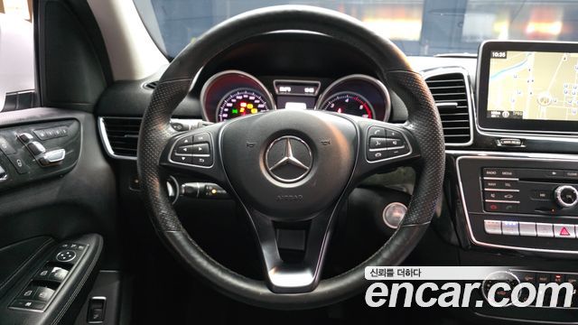 Mercedes-Benz GLE-Class GLE350 d 4MATIC