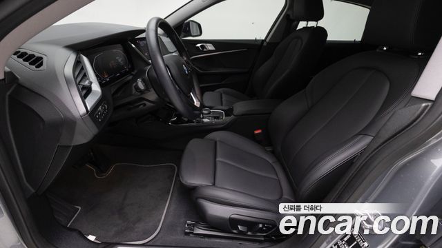 BMW 2-Series 220i Sport