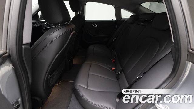 BMW 2-Series 220i Sport