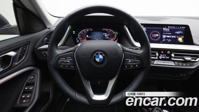 BMW 2-Series 220i Sport