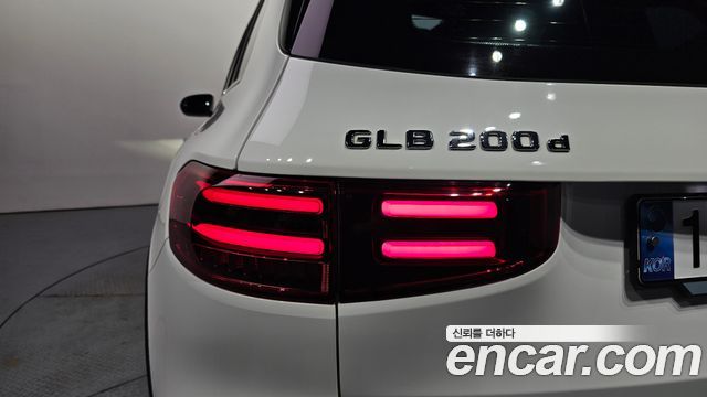 Mercedes-Benz GLB-Class GLB200 d