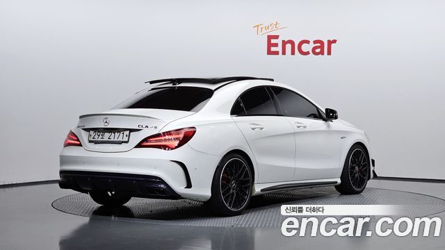 Mercedes-Benz CLA-Class CLA45 AMG 4MATIC