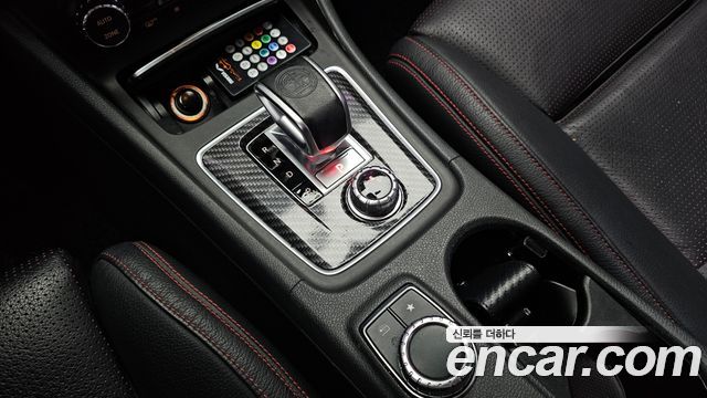 Mercedes-Benz CLA-Class CLA45 AMG 4MATIC